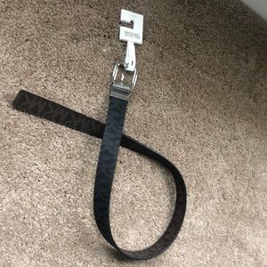 Michael Kors Small reversible belt